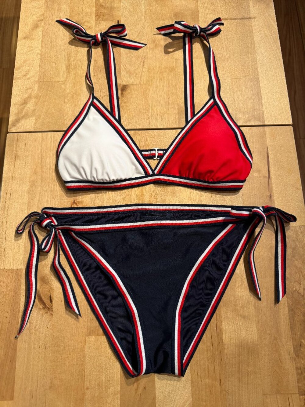 Tommy Hilfiger Women's Navy and Striped Trim Bikini (US Small)